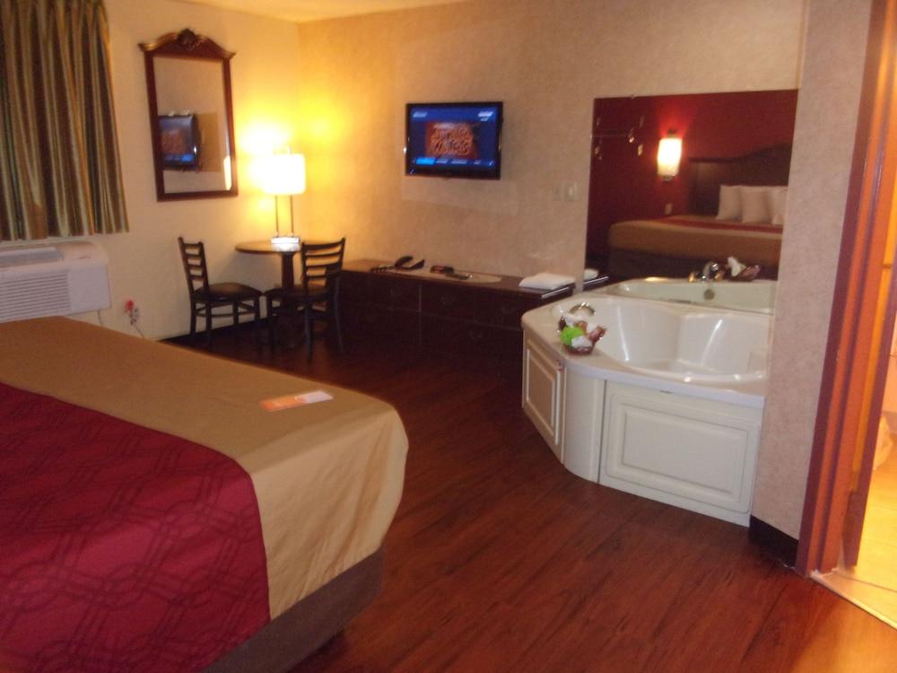 Econo Lodge Kent Exterior foto